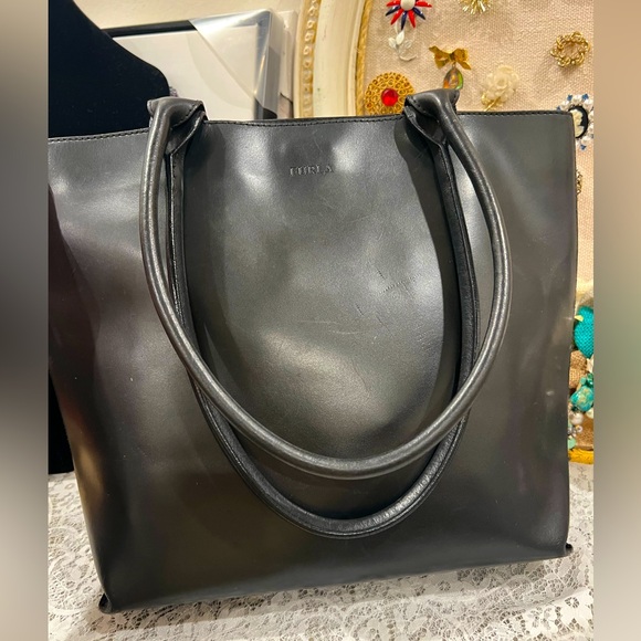 Furla Handbags - Furla Black Leather Tote Bag
